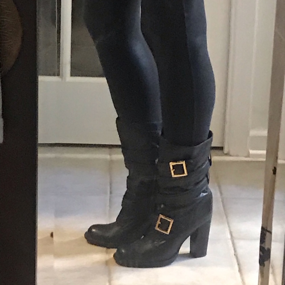 Tory Burch boots size 9 mid-calf
